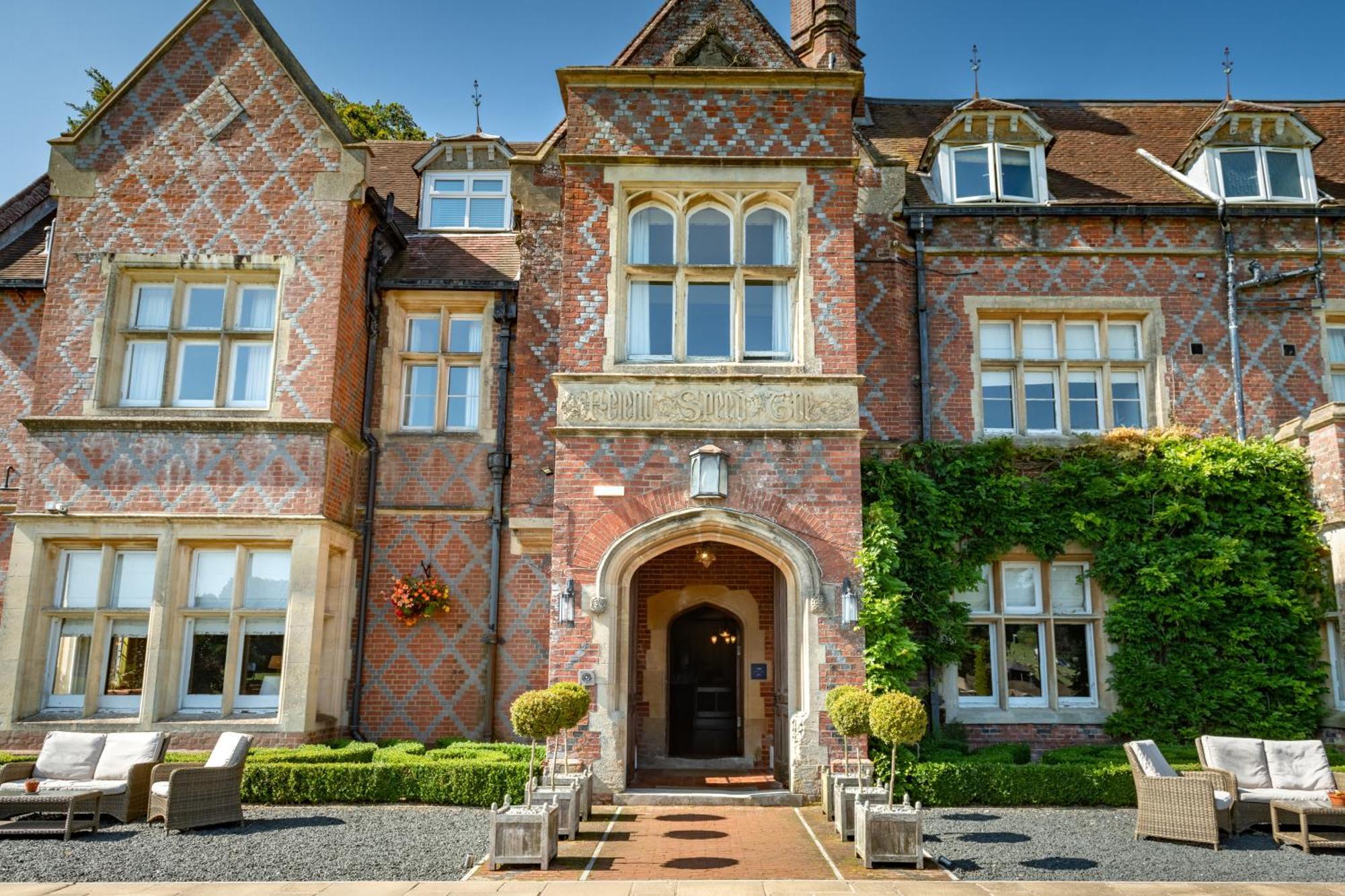 Готель Burley Manor Екстер'єр фото