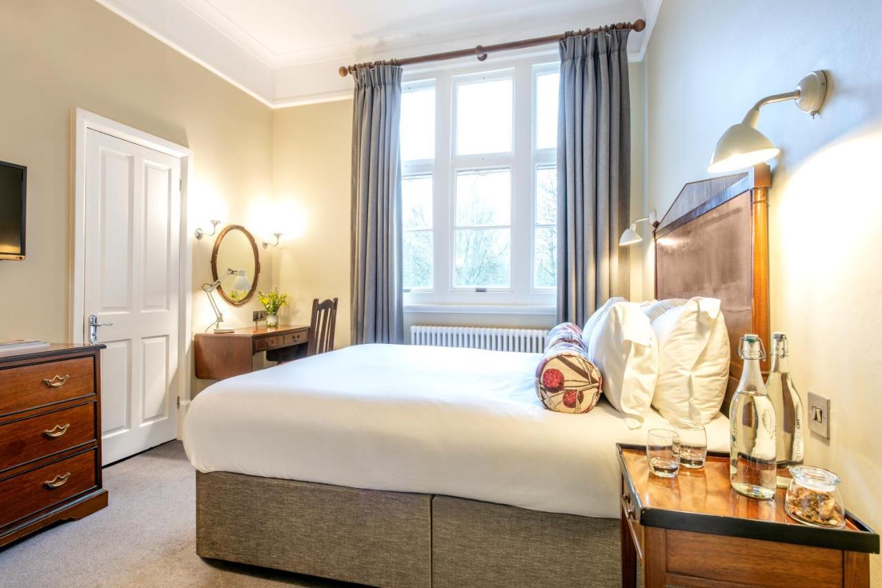 Готель Burley Manor Екстер'єр фото